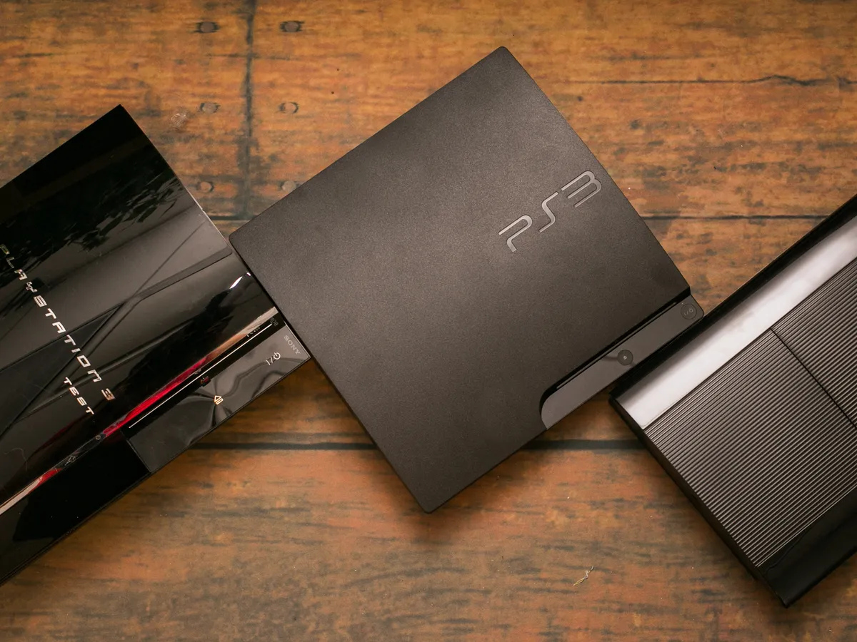 کالبدشکافی کامل اکوسیستم PS3 در سال ۱۴۰۴؛ راهنمای فوق‌تخصصی خرید، سری‌های ساخت و دنیای نرم‌افزار